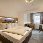 Hotel Garni 4*