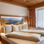 Garni Hotel 4*
