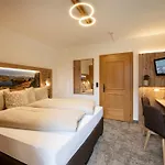 Garni 4*