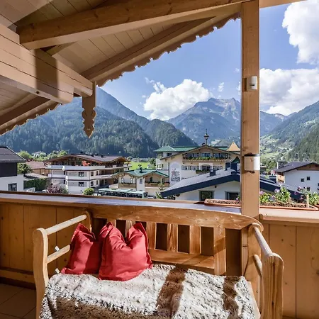 Garni Hotell 4*