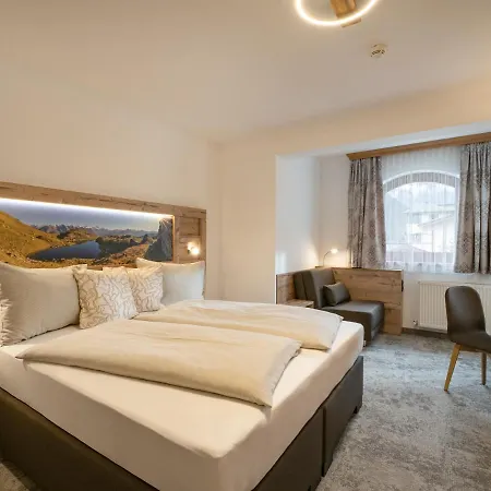 Hotell Garni 4*