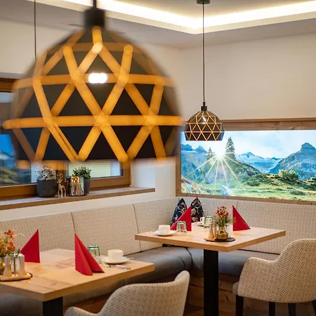 Garni 4* 메이른호픈