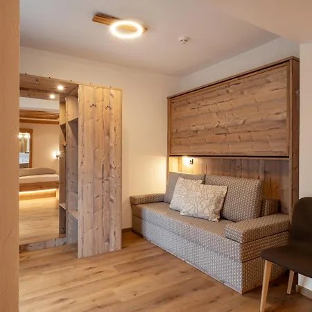 Hotell Garni 4*